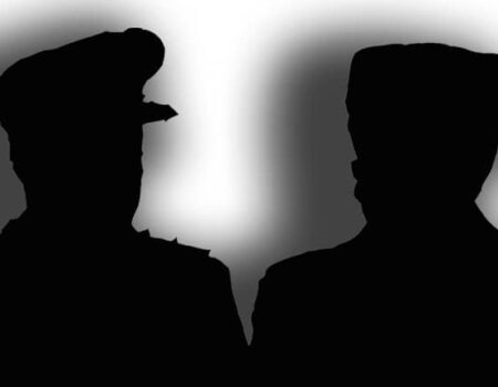 De Lolita a De GaulleAsí se organizó el golpe de Estado