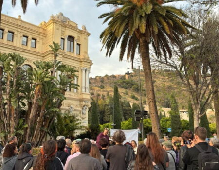 Comienza una acampada en protesta por el desahucio de Almudena en MálagaLa plataforma Málaga para Vivir denuncia que el IMV pretende desalojar a la afectada