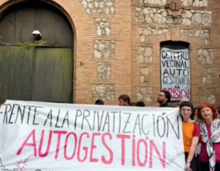 Pulso vecinal en Cruz de Humilladero: Los barrios se plantan contra la cesión de la antigua cárcel para una FP privadaVecinos de Cruz de Humilladero exigen el uso social de la antigua cárcel frente al proyecto de instalar un centro de formación privado